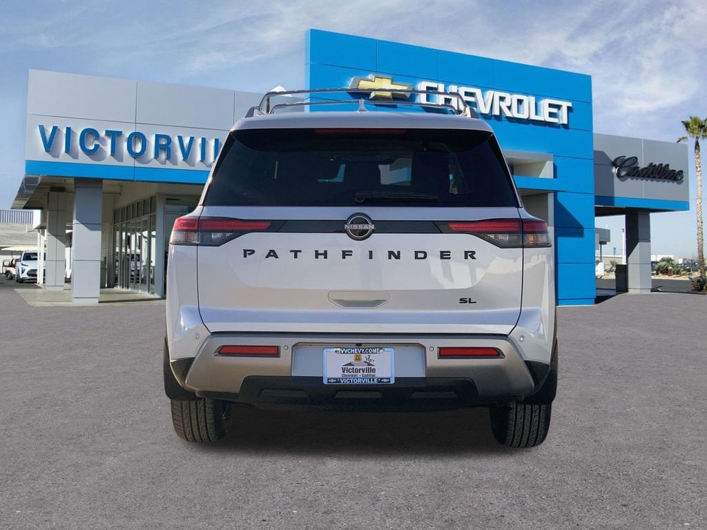 2025 Nissan Pathfinder SL - Photo 6