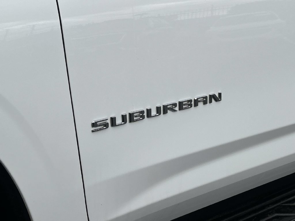2023 Chevrolet Suburban LT - Photo 36