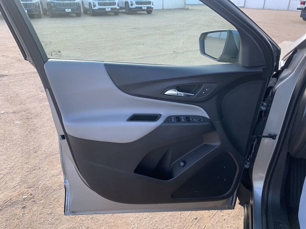 2024 Chevrolet Equinox LT - Photo 20