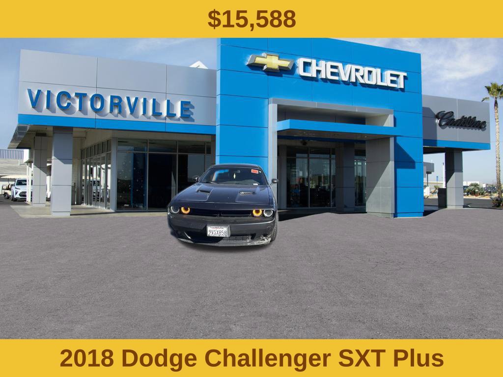 2018 Dodge Challenger photo 2