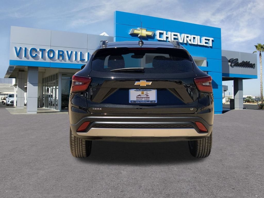 2024 Chevrolet Trax LT - Photo 5