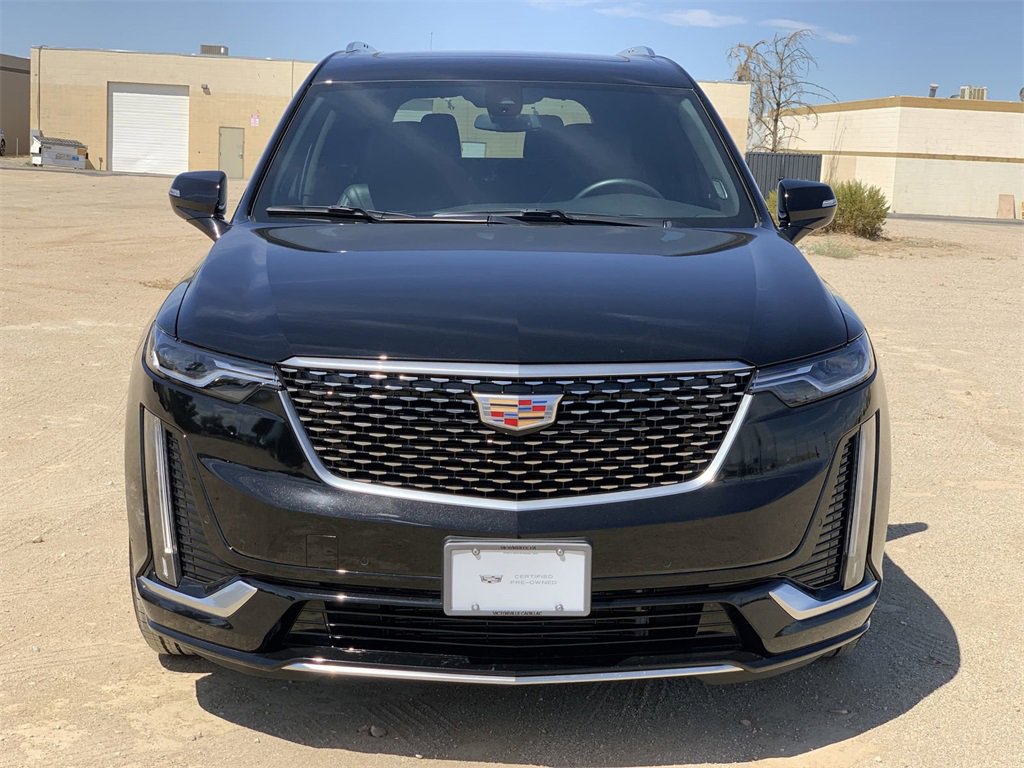 2025 Cadillac XT6 Premium Luxury photo 2