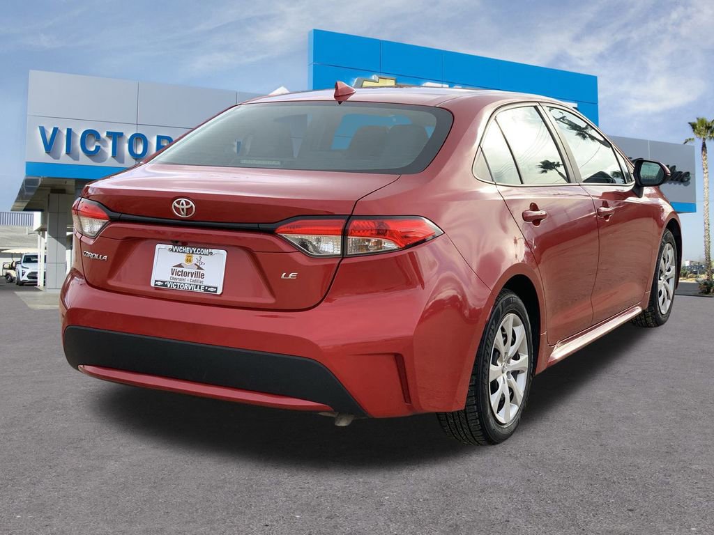 2021 Toyota Corolla LE photo 4