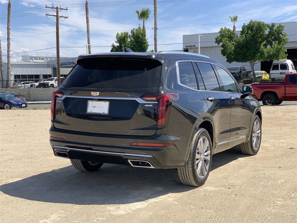 2025 Cadillac XT6 Premium Luxury photo 4