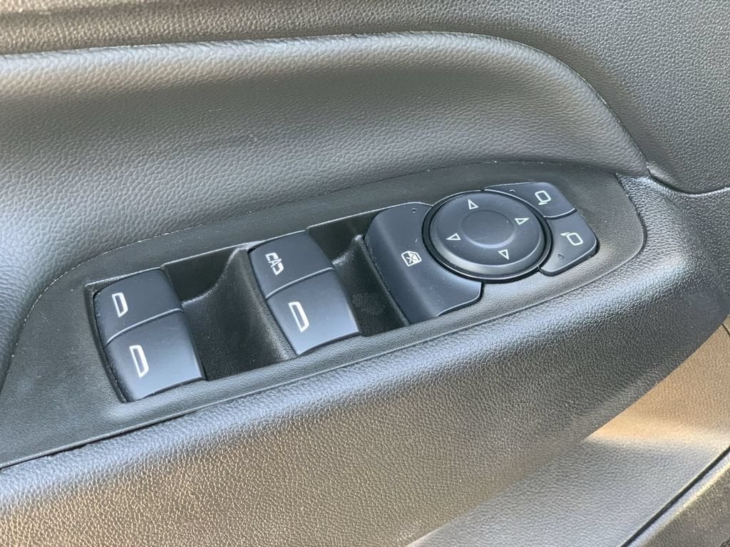 2024 Chevrolet Equinox LT - Photo 21