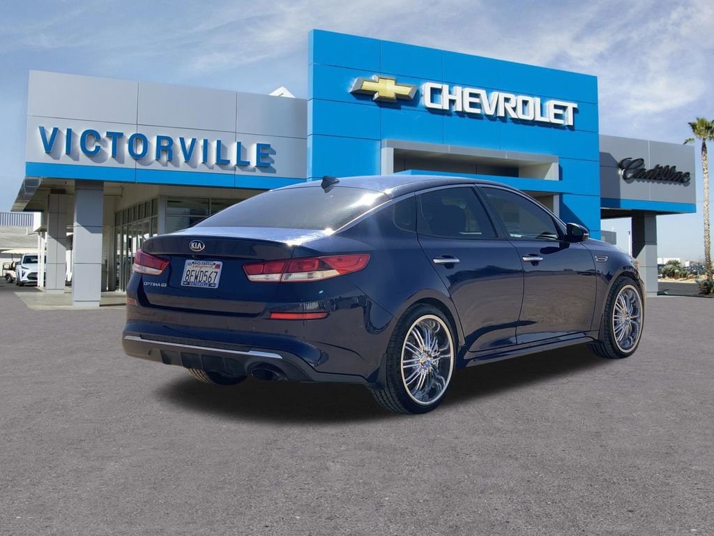2019 Kia Optima LX - Photo 4