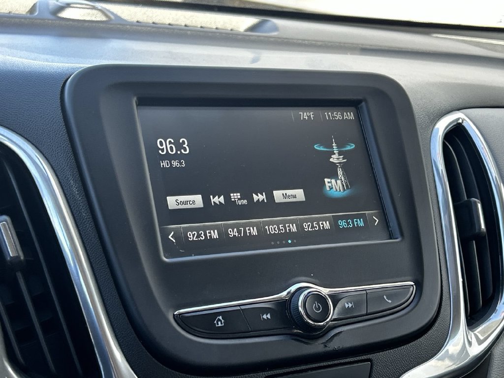 2018 Chevrolet Equinox LS - Photo 16