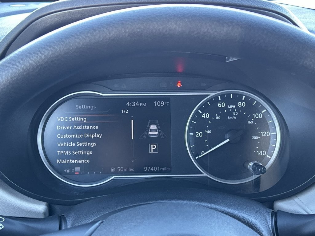 2022 Nissan Versa Sedan SV - Photo 15