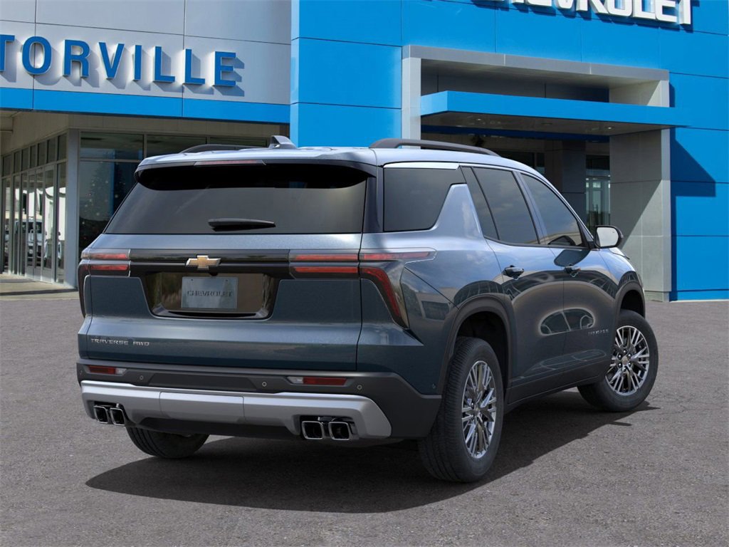 2025 Chevrolet Traverse photo 4