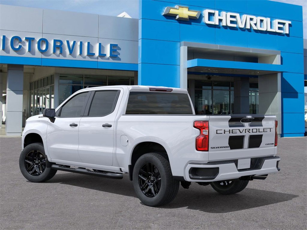 2026 Chevrolet Silverado 1500 Custom photo 3