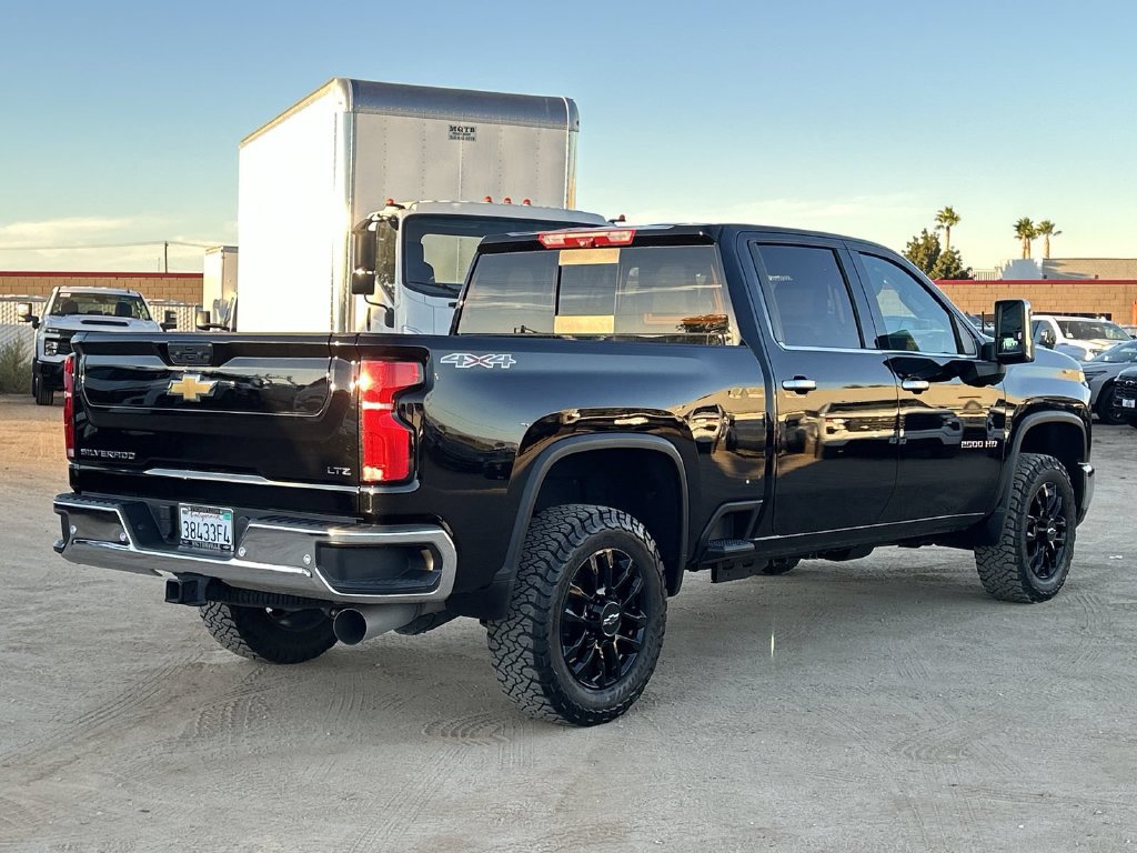 2025 Chevrolet Silverado 2500HD LTZ - Photo 13