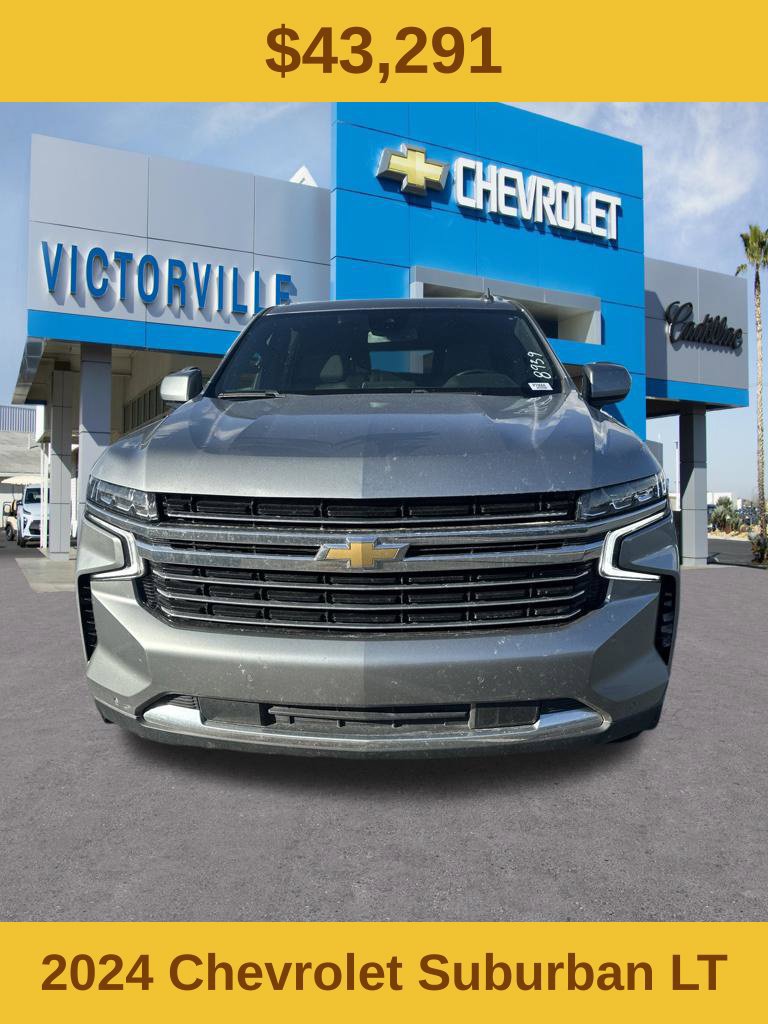 2024 Chevrolet Suburban photo 2