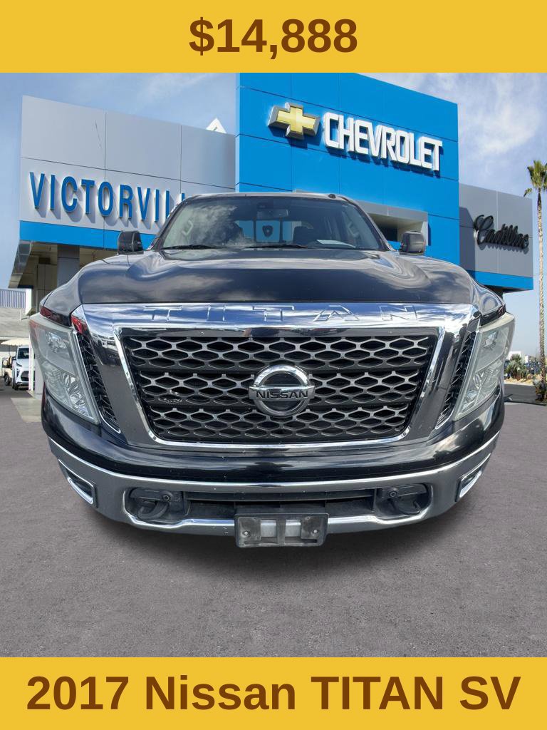 2017 Nissan Titan photo 2