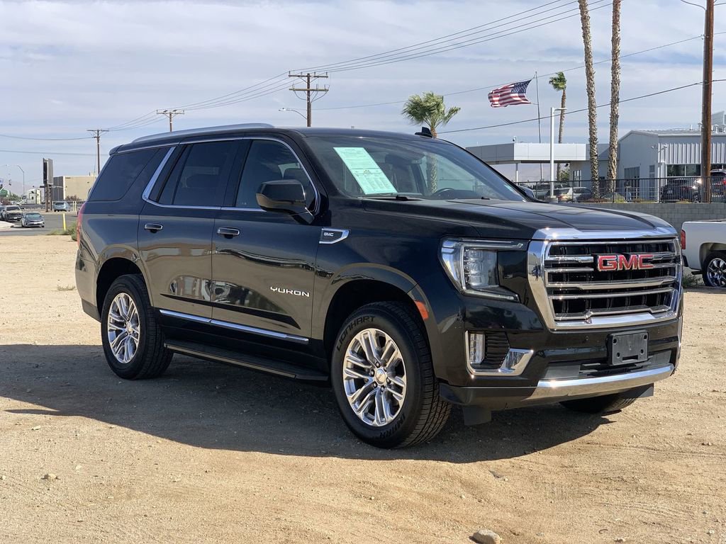 2023 Gmc Yukon SLT photo 3