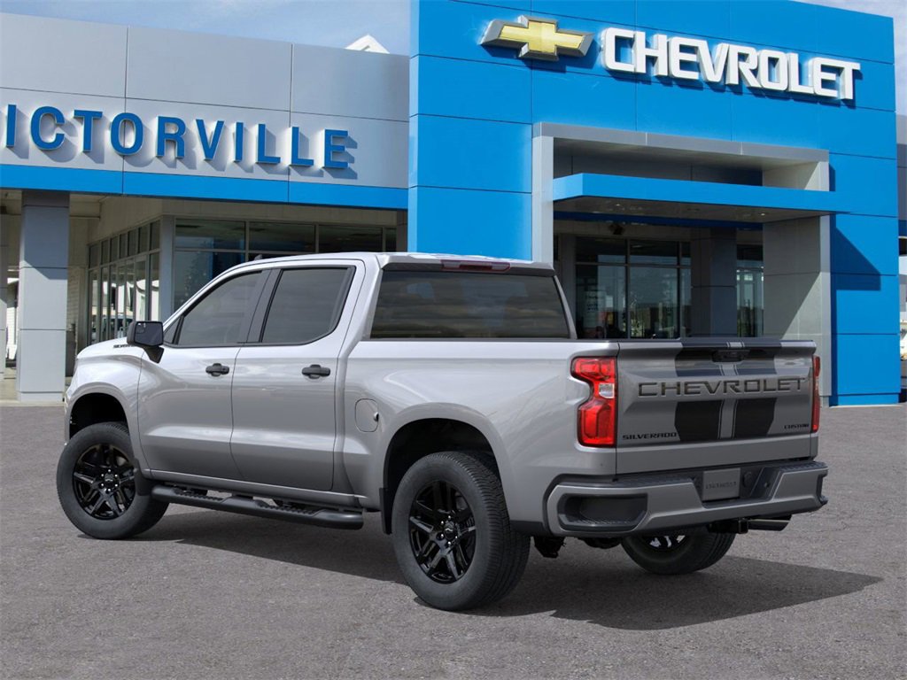 2026 Chevrolet Silverado 1500 Custom photo 3