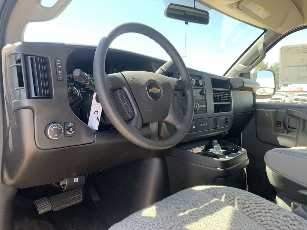 2026 Chevrolet Express Cargo Work Van - Photo 7