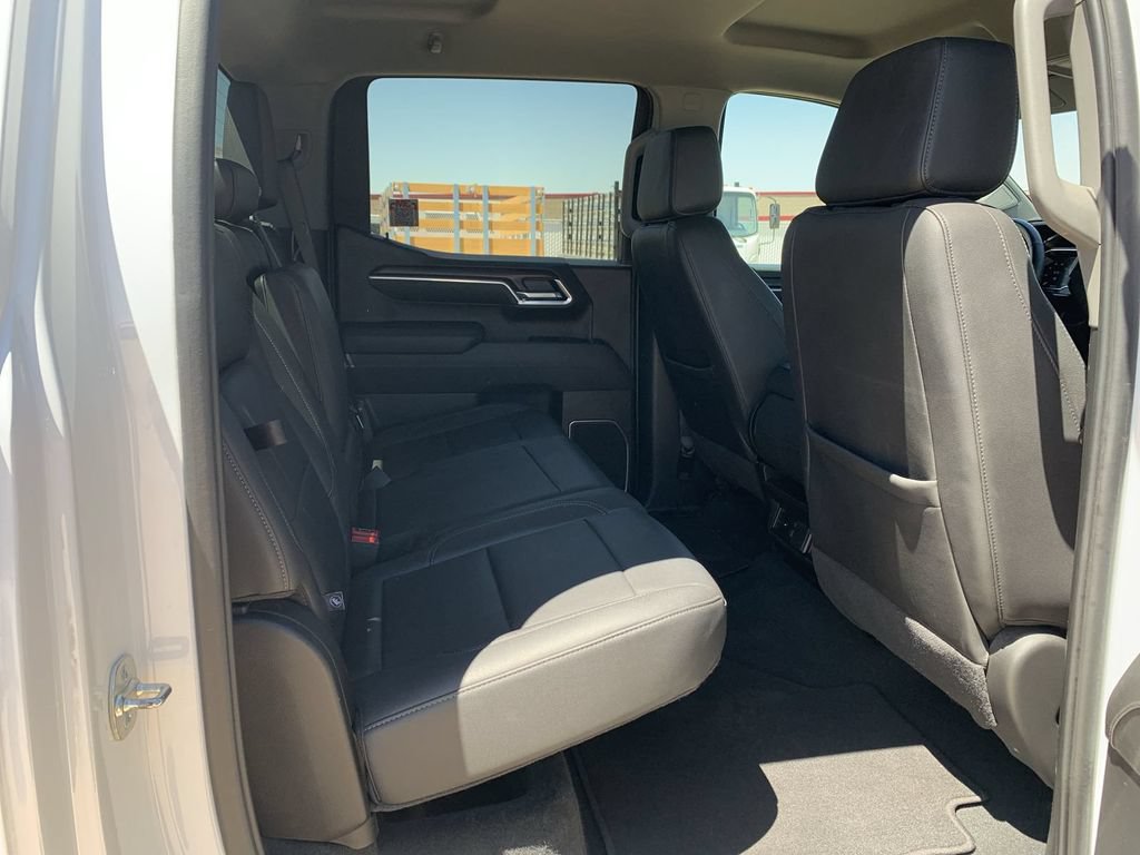 2025 GMC Sierra 1500 SLT - Photo 25