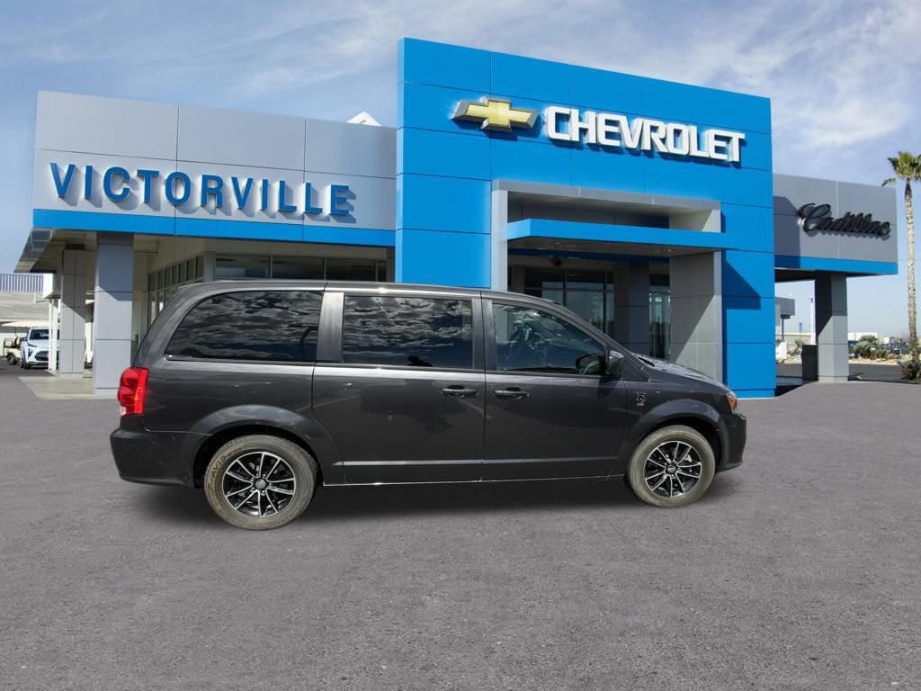 Used 2018 Dodge Grand Caravan SE Plus Van Passenger Van