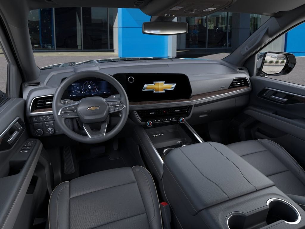 2025 Chevrolet Suburban Premier - Photo 15