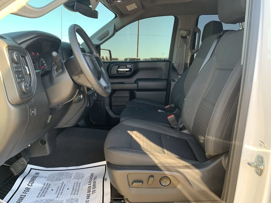 2023 Chevrolet Silverado 1500 Custom - Photo 17