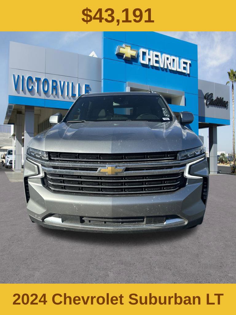 2024 Chevrolet Suburban photo 2