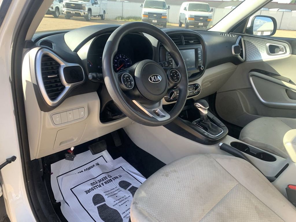 2021 Kia Soul LX - Photo 7