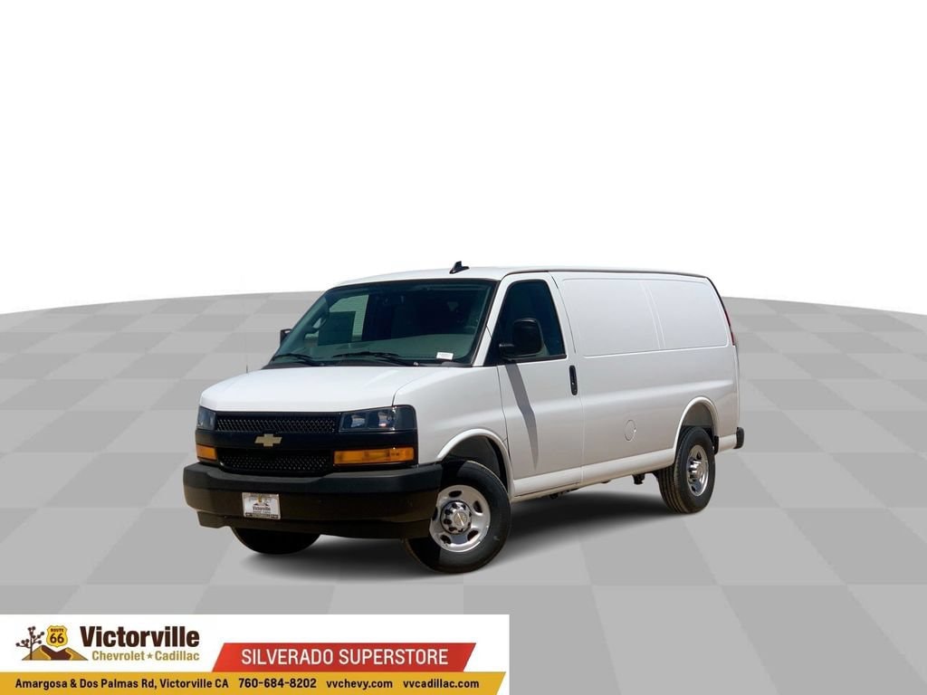 2026 Chevrolet Express 2500 Work Van HD's photo