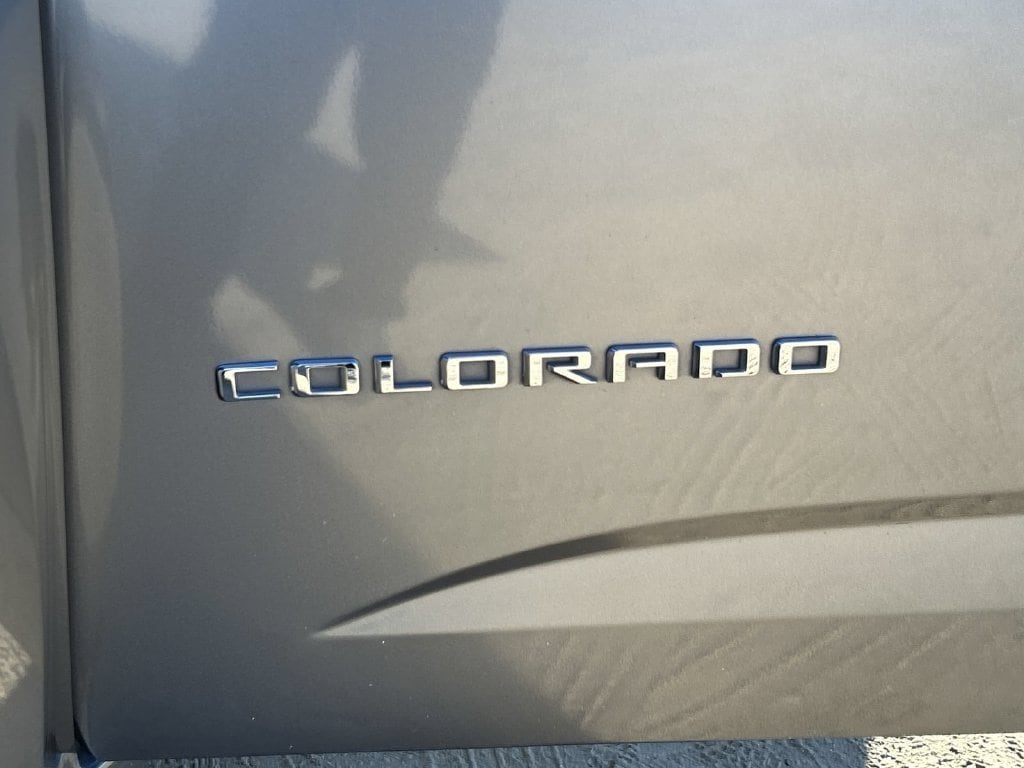 2021 Chevrolet Colorado LT - Photo 37