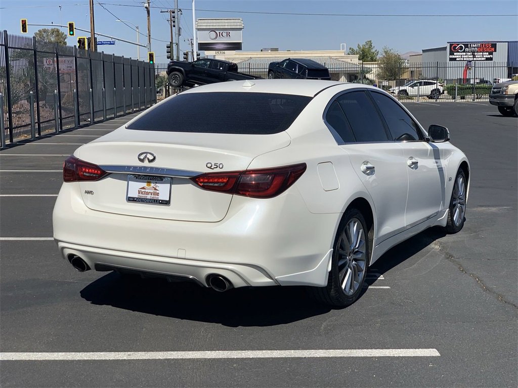 2018 Infiniti Q50 3.0t LUXE photo 4
