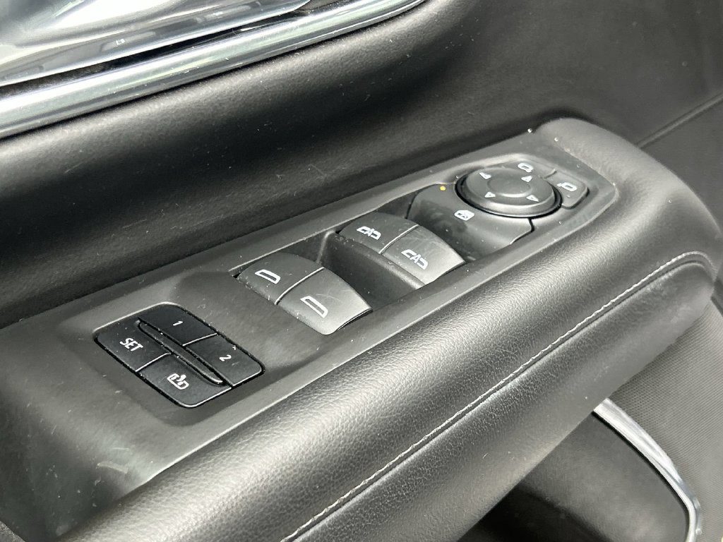 2023 Chevrolet Suburban LT - Photo 27