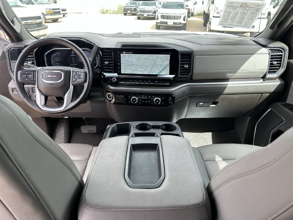 2026 GMC Sierra 1500 SLT - Photo 18