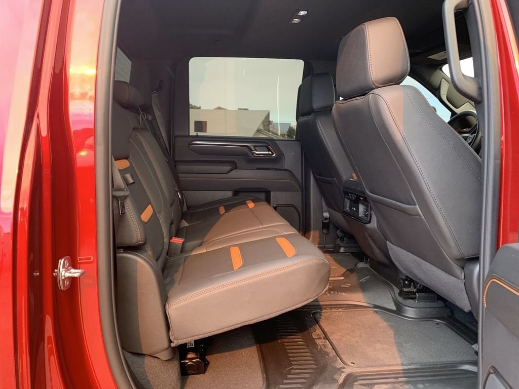 2025 GMC Sierra 2500HD AT4 - Photo 26