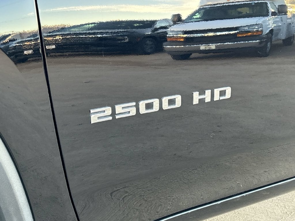 2025 Chevrolet Silverado 2500HD LTZ - Photo 37