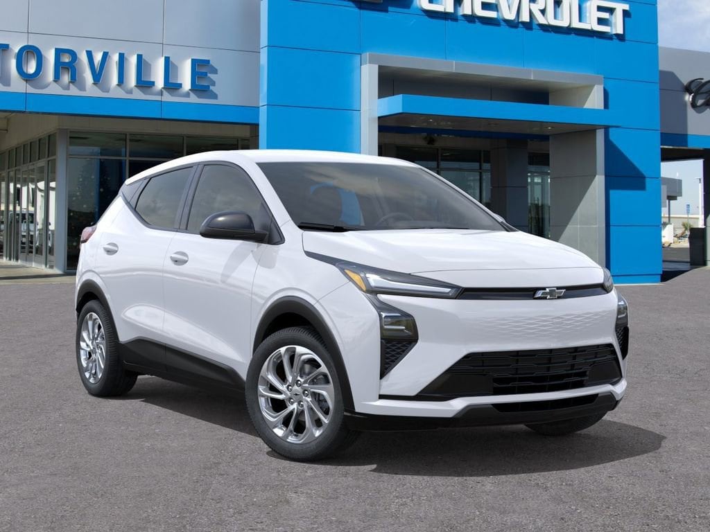 2027 Chevrolet Bolt LT - Photo 4