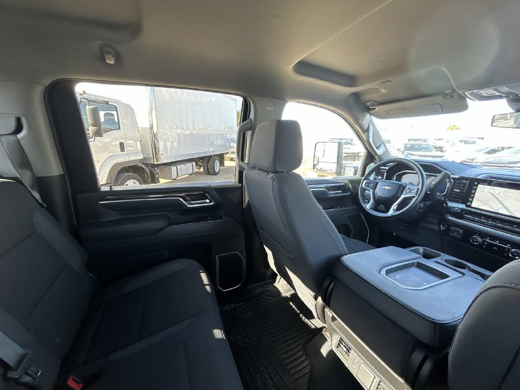 2026 Chevrolet Silverado 2500HD LT - Photo 8