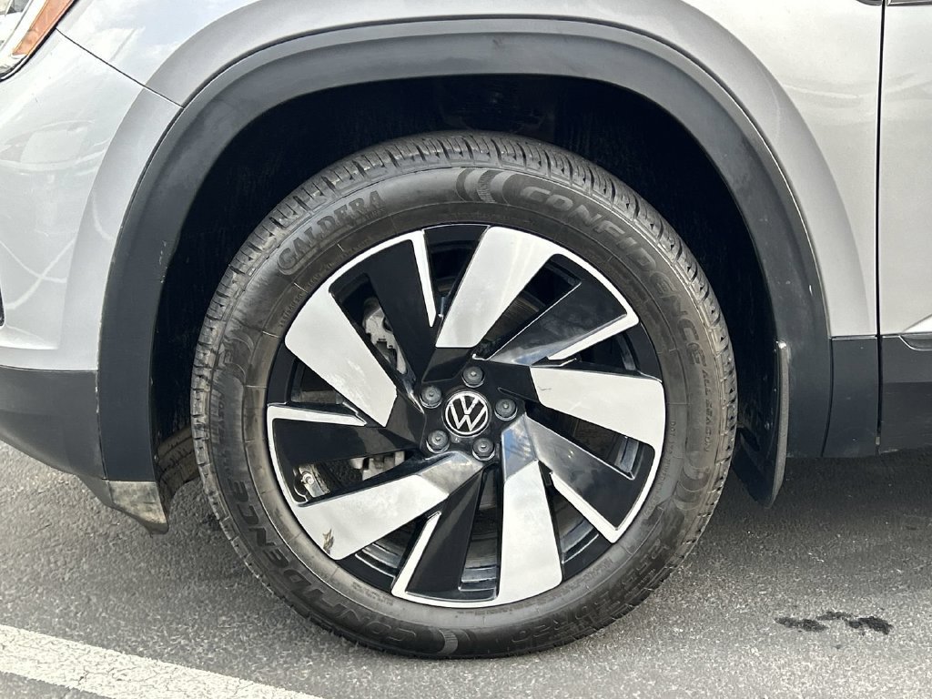 2024 Volkswagen Atlas Cross Sport SE w/Tech - Photo 37