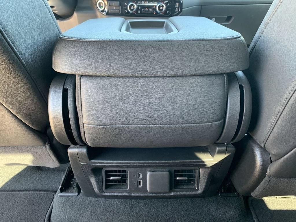 2025 GMC Sierra 1500 SLT - Photo 19