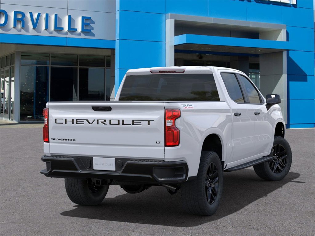 2025 Chevrolet Silverado 1500 LT Trail Boss photo 3