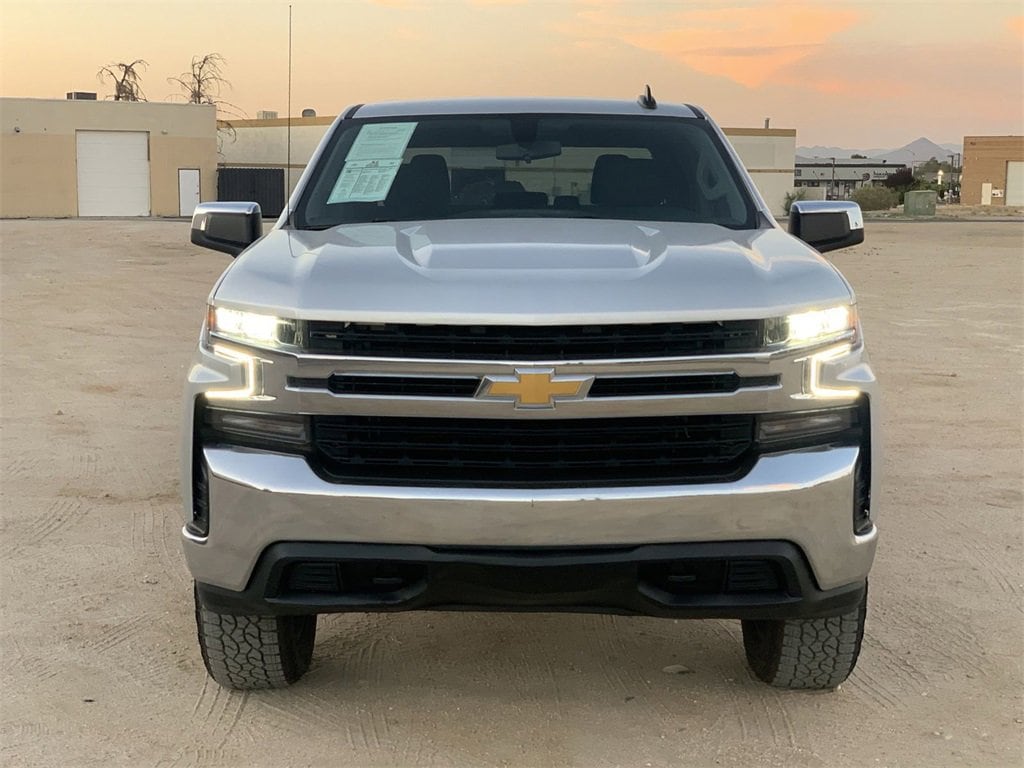 Used 2020 Chevrolet Silverado 1500 LT with VIN 3GCUYDED1LG401747 for sale in Victorville, CA