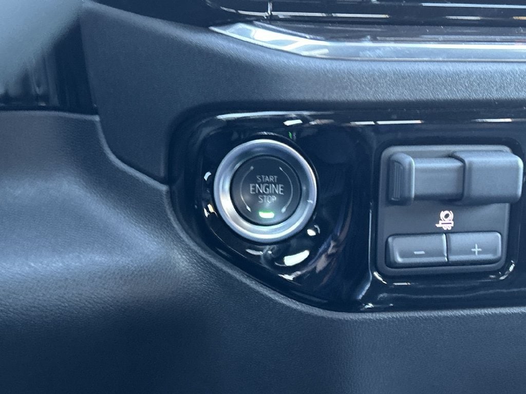 2025 Chevrolet Silverado 2500HD LTZ - Photo 21