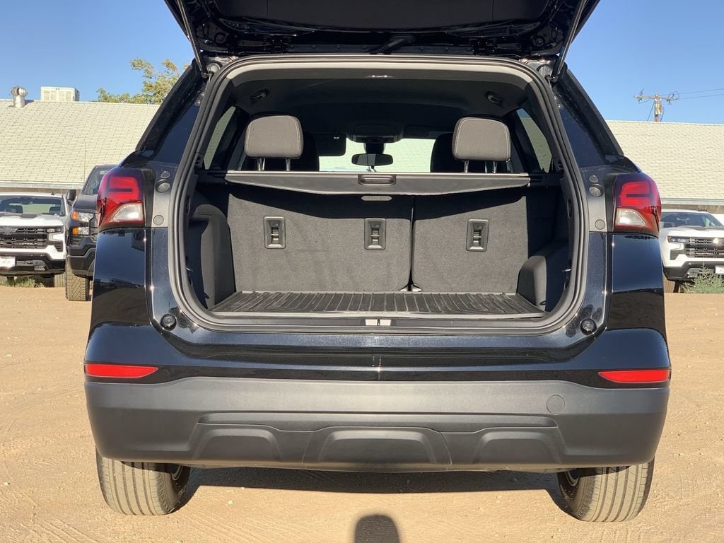 2024 Chevrolet Equinox LS - Photo 25