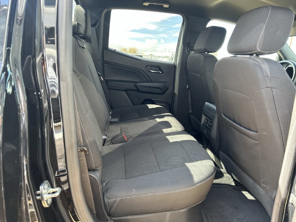 2023 Chevrolet Colorado LT - Photo 31