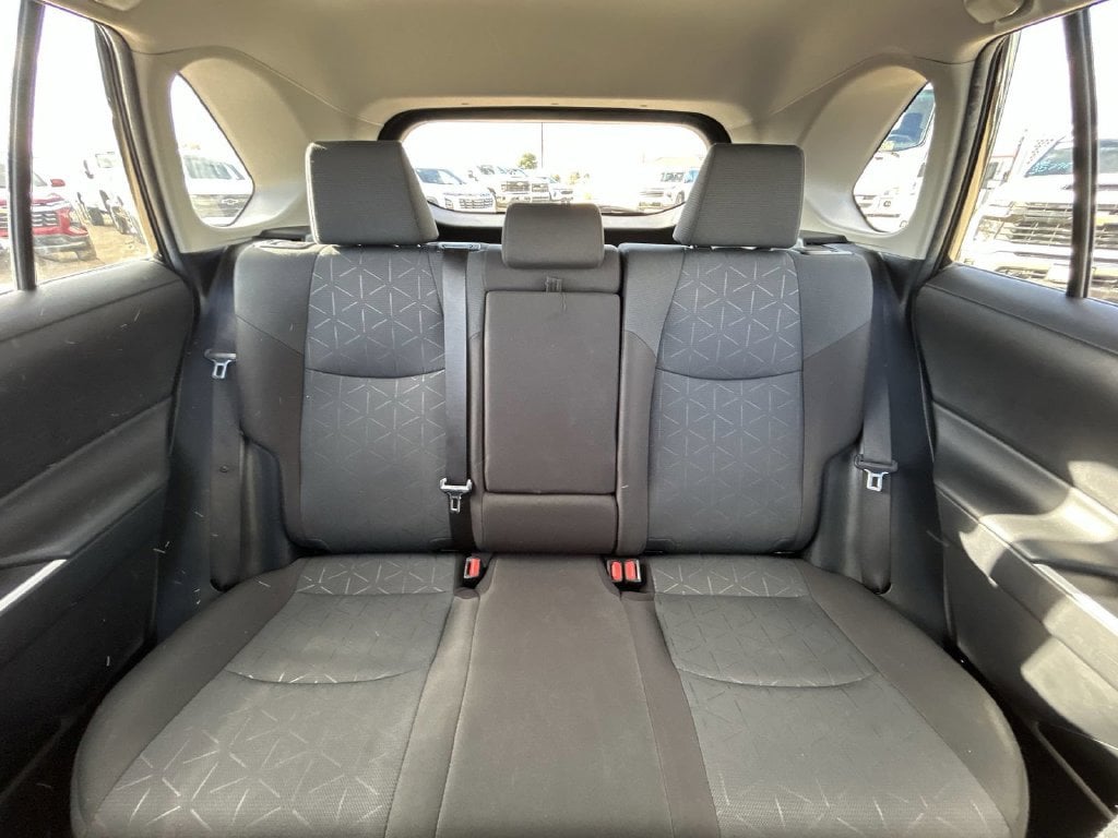2025 Toyota RAV4 photo 5