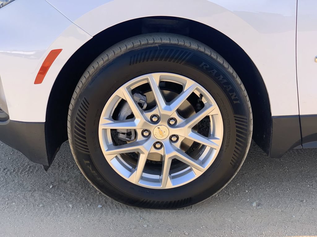 2024 Chevrolet Equinox LT - Photo 31