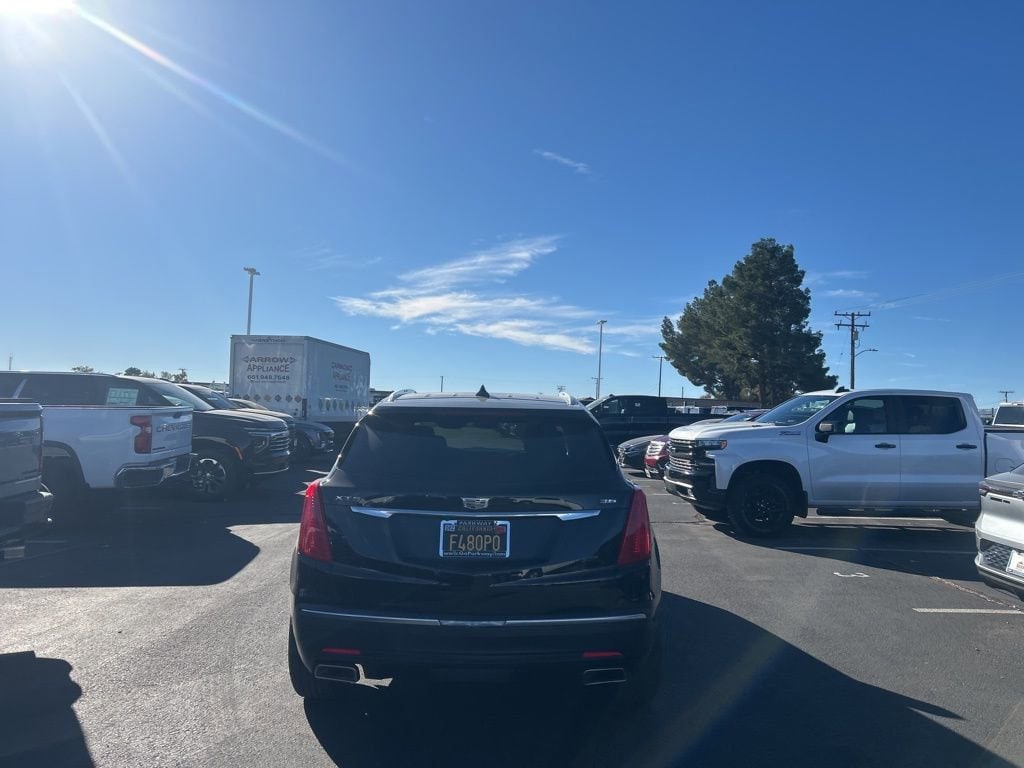 Used 2017 CADILLAC XT5 Luxury FWD SUV