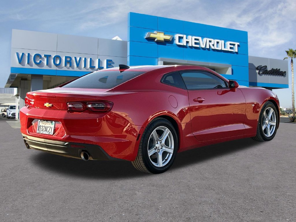 2023 Chevrolet Camaro photo 3
