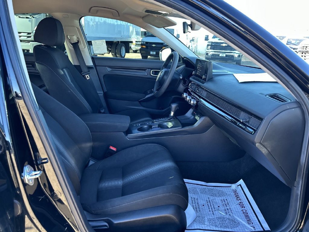 2024 Honda Civic Hatchback LX - Photo 31