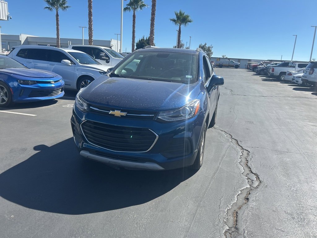 2020 Chevrolet Trax LT photo 3
