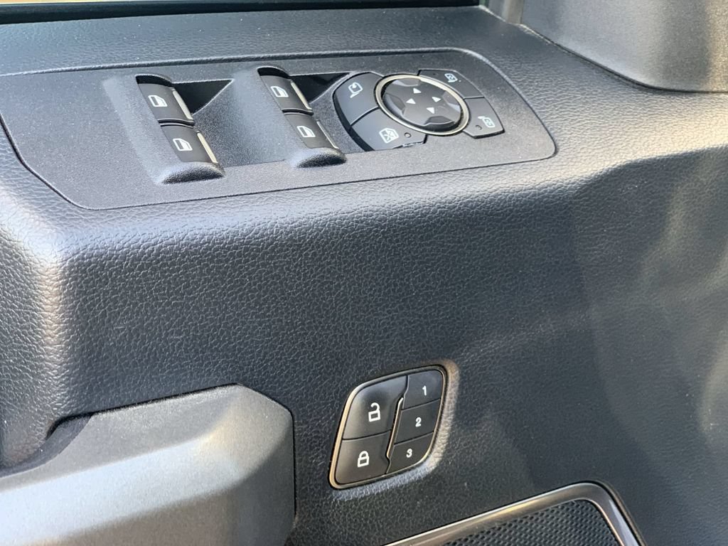 2019 Ford F-150 Raptor - Photo 22