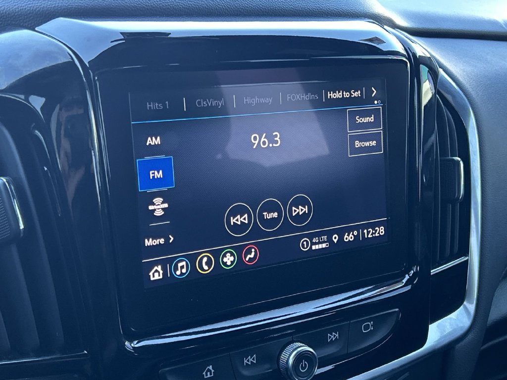 2023 Chevrolet Traverse 1LT - Photo 17